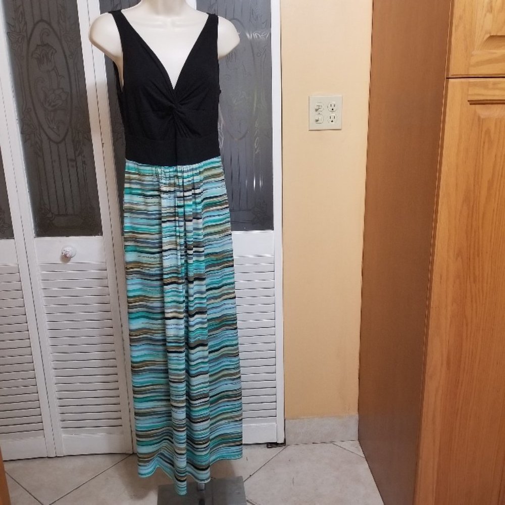 B. Calm Ladies Beautiful Black & Multicolor Dress